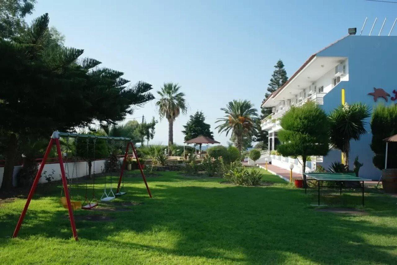 Hotel Asteria Ágios Kírykos Exterior foto