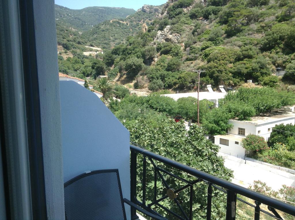 Hotel Asteria Ágios Kírykos Exterior foto